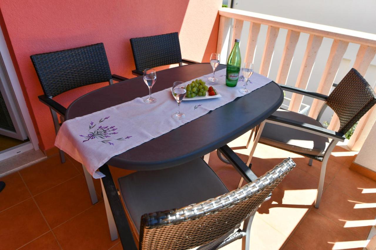 Apartments Vila Miranda Vodice Dış mekan fotoğraf