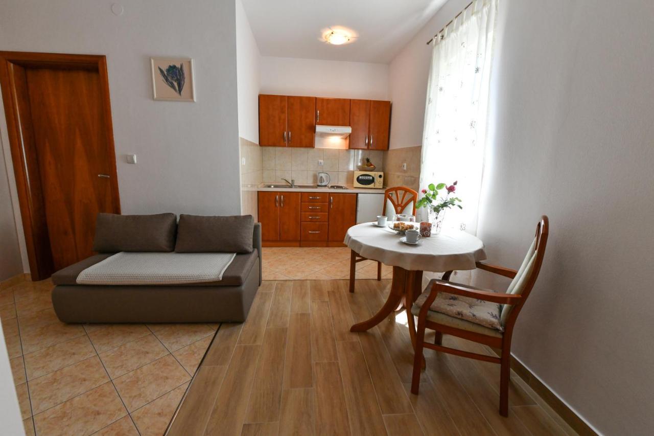 Apartments Vila Miranda Vodice Dış mekan fotoğraf