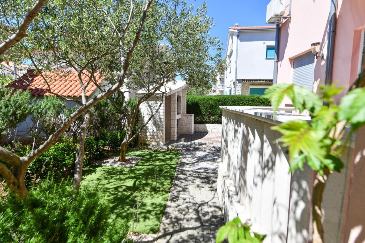 Apartments Vila Miranda Vodice Dış mekan fotoğraf