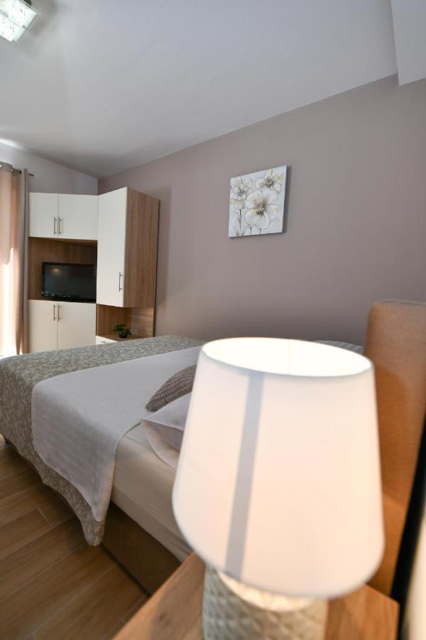 Apartments Vila Miranda Vodice Dış mekan fotoğraf
